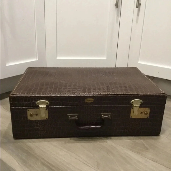 MAXIMILLION VINTAGE BROWN CROC LEATHER HARD SUITCASE LUGGAGE DECOR Y2K DECOR - Picture 9 of 9
